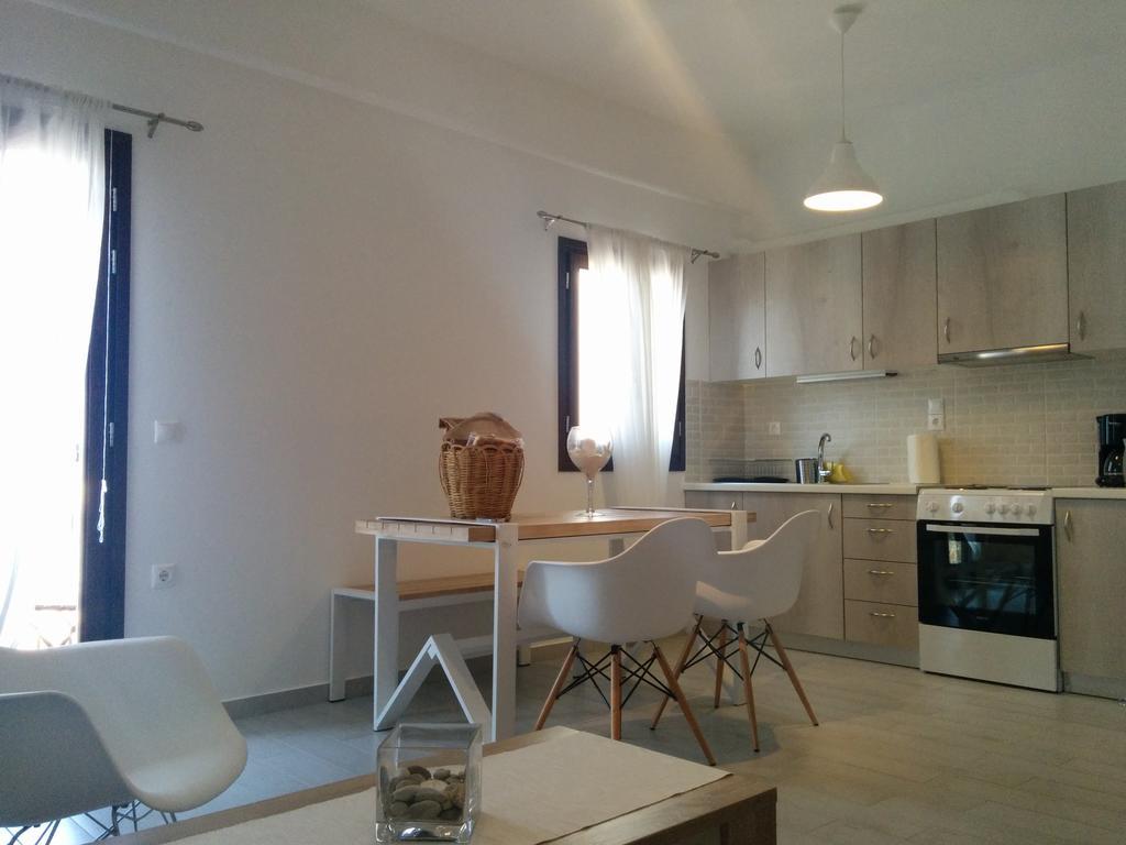 Elezar Apartment Neo Oitilo Bilik gambar