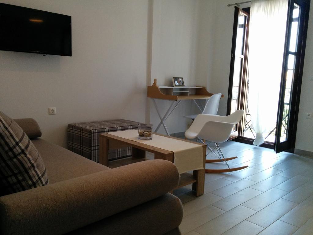 Elezar Apartment Neo Oitilo Bilik gambar