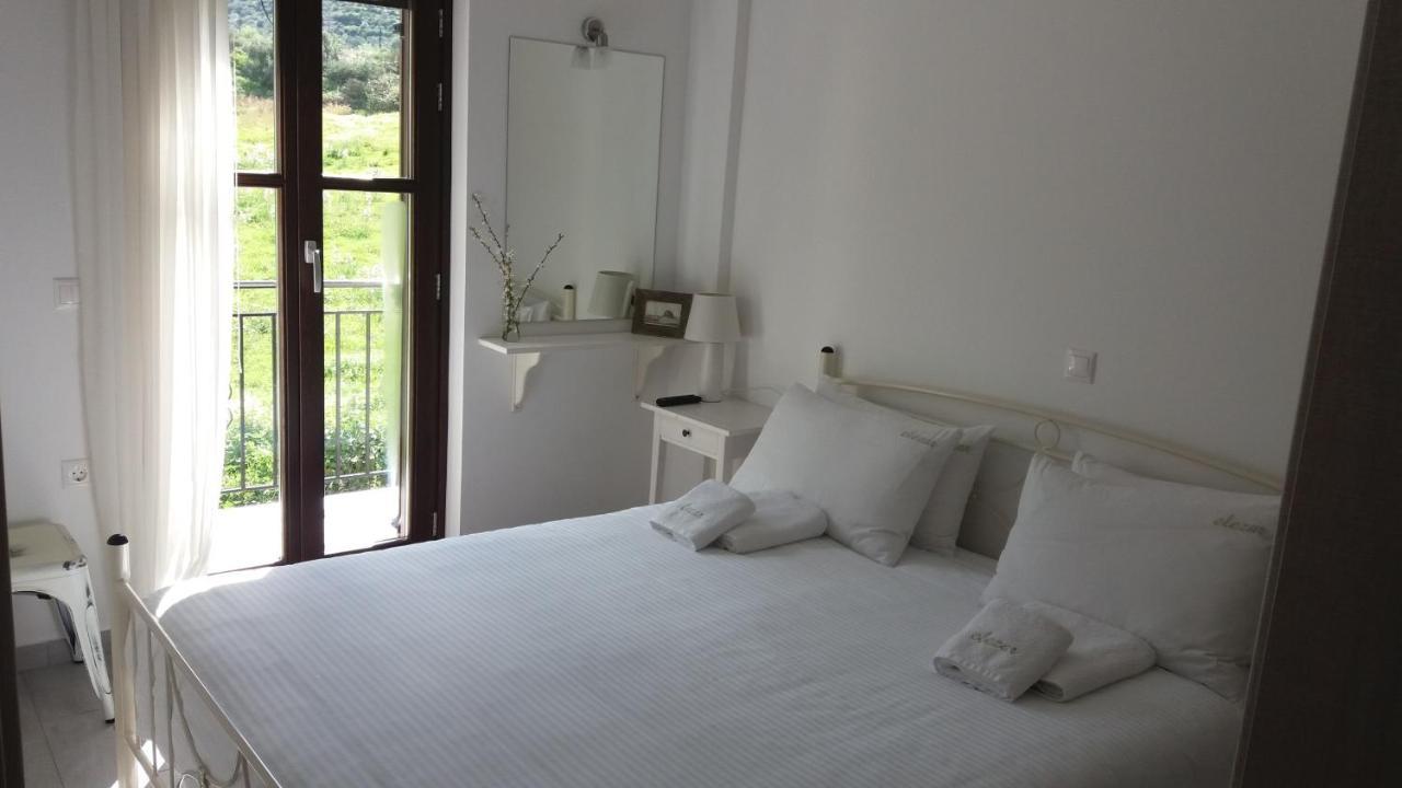 Elezar Apartment Neo Oitilo Luaran gambar